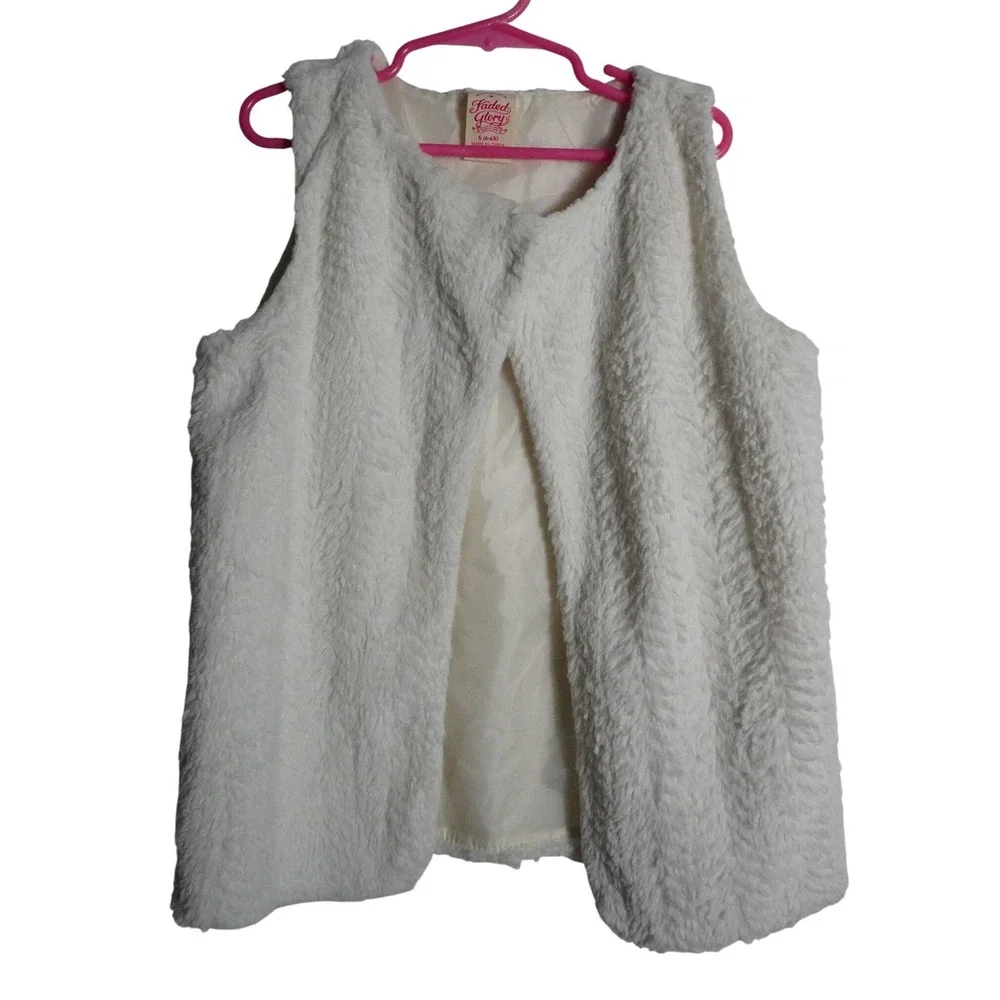Faded Glory Faux Fur Vest Size S 6-6X Cottagecore Cream White Sleeveless
